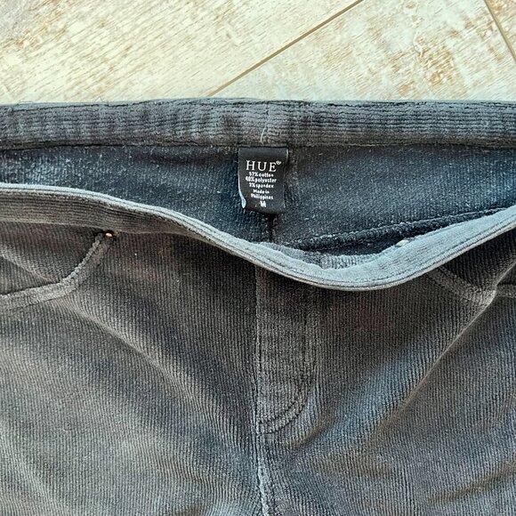 Bundle of HUE Corduroy Leggings - Picture 5 of 5